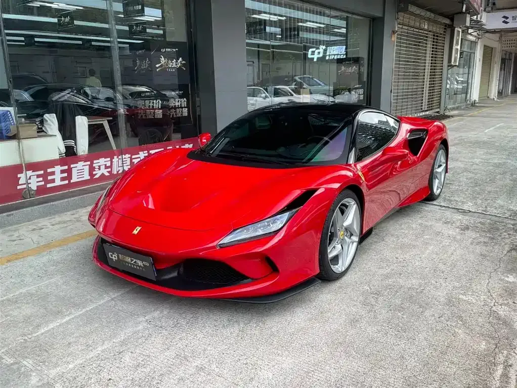 Ferrari F8 — фото 1