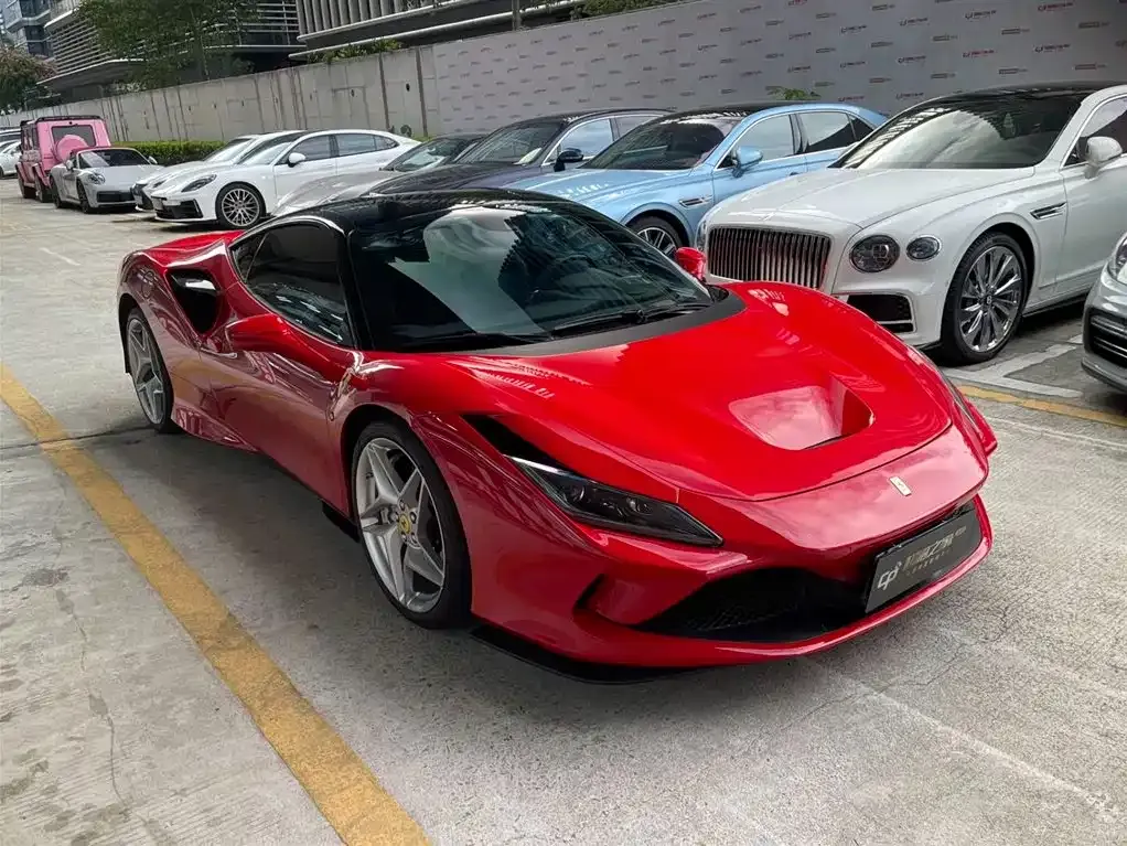 Ferrari F8 — фото 5