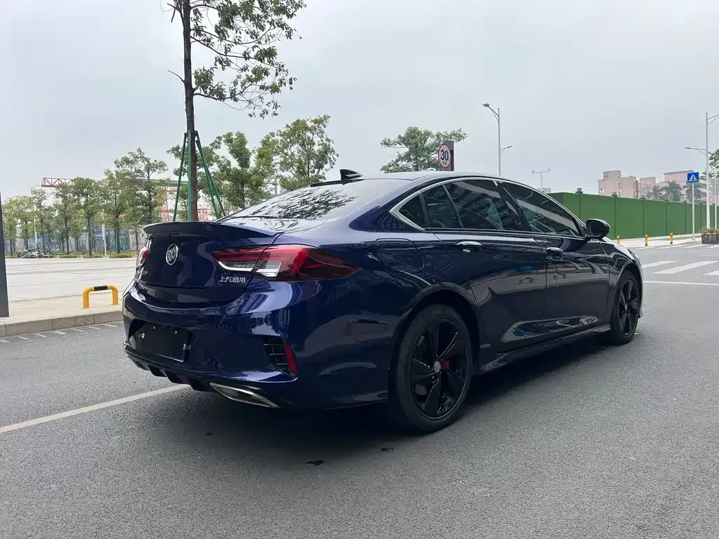Buick Regal — фото 7