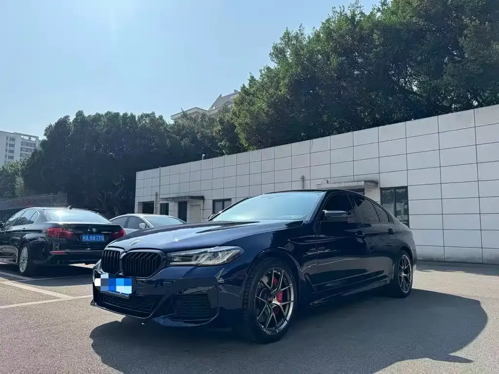 BMW 5 Series (Import) — фото 1