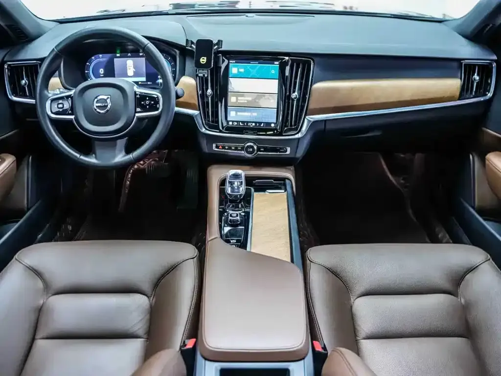 Volvo S90 — фото 5
