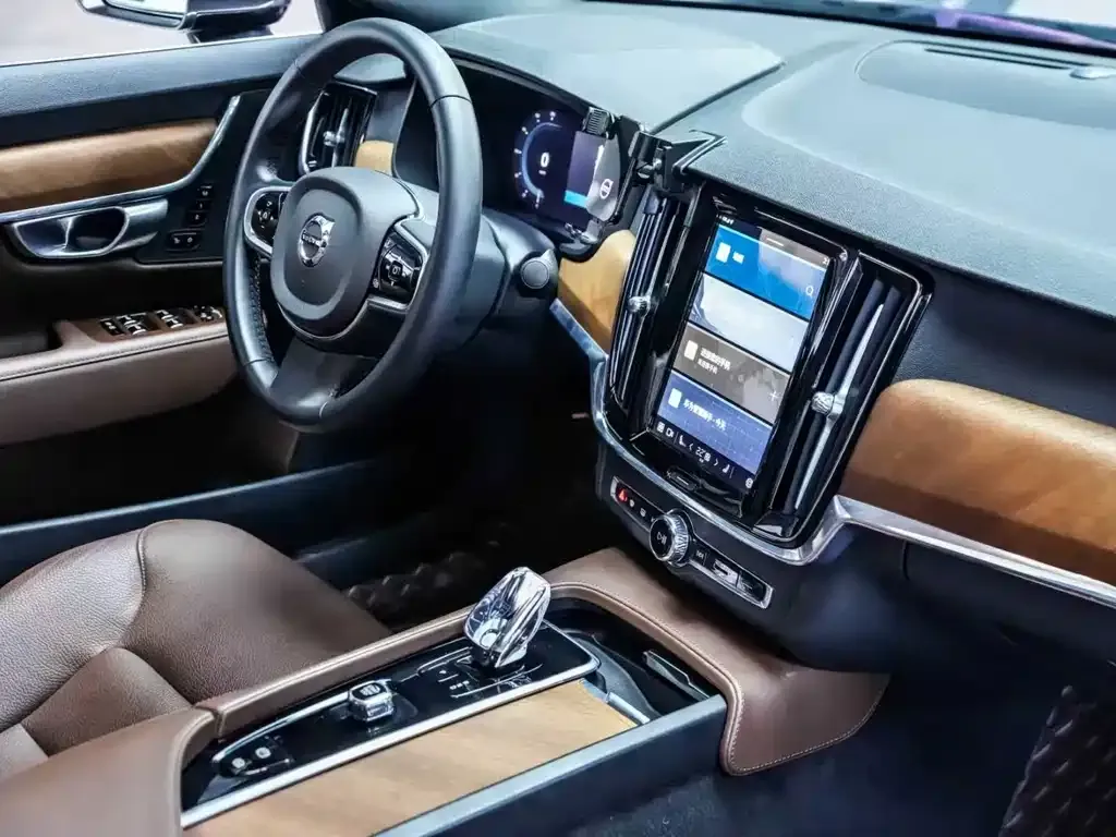 Volvo S90 — фото 10