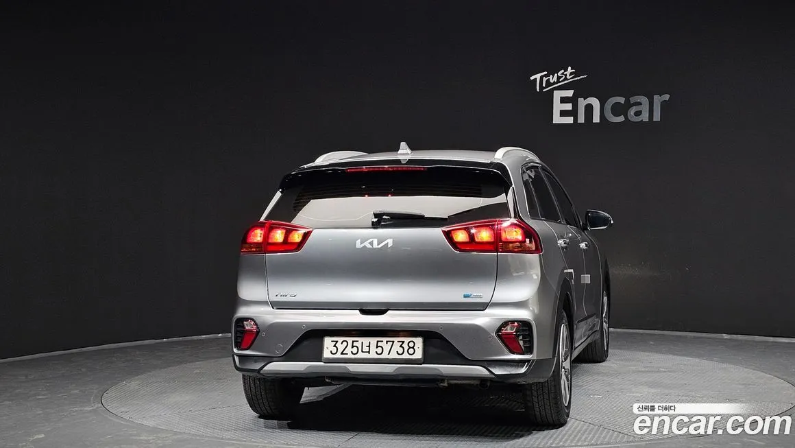 Kia Niro — фото 3