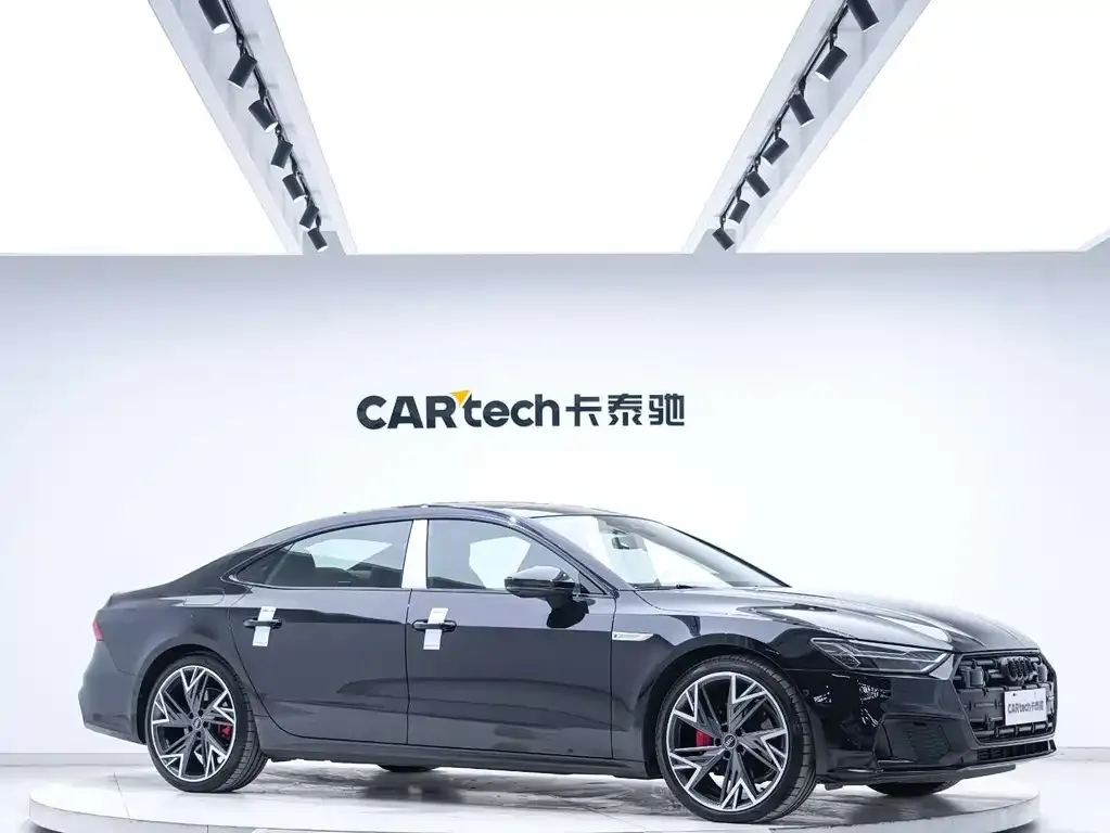 Audi A7L — фото 2