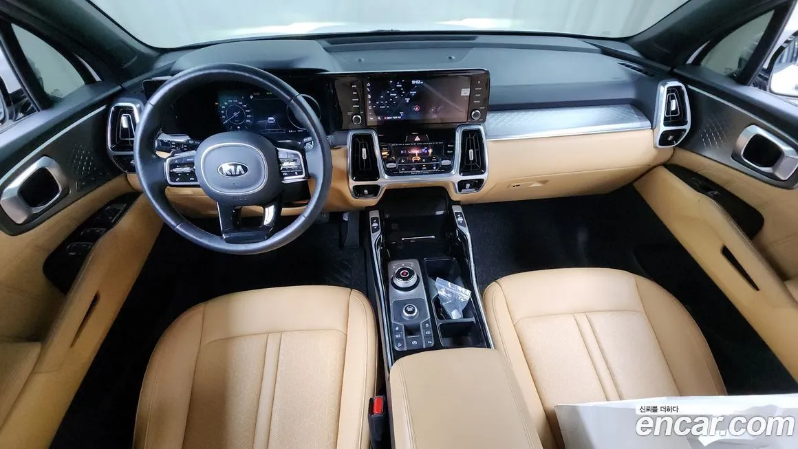Kia Sorento — фото 6