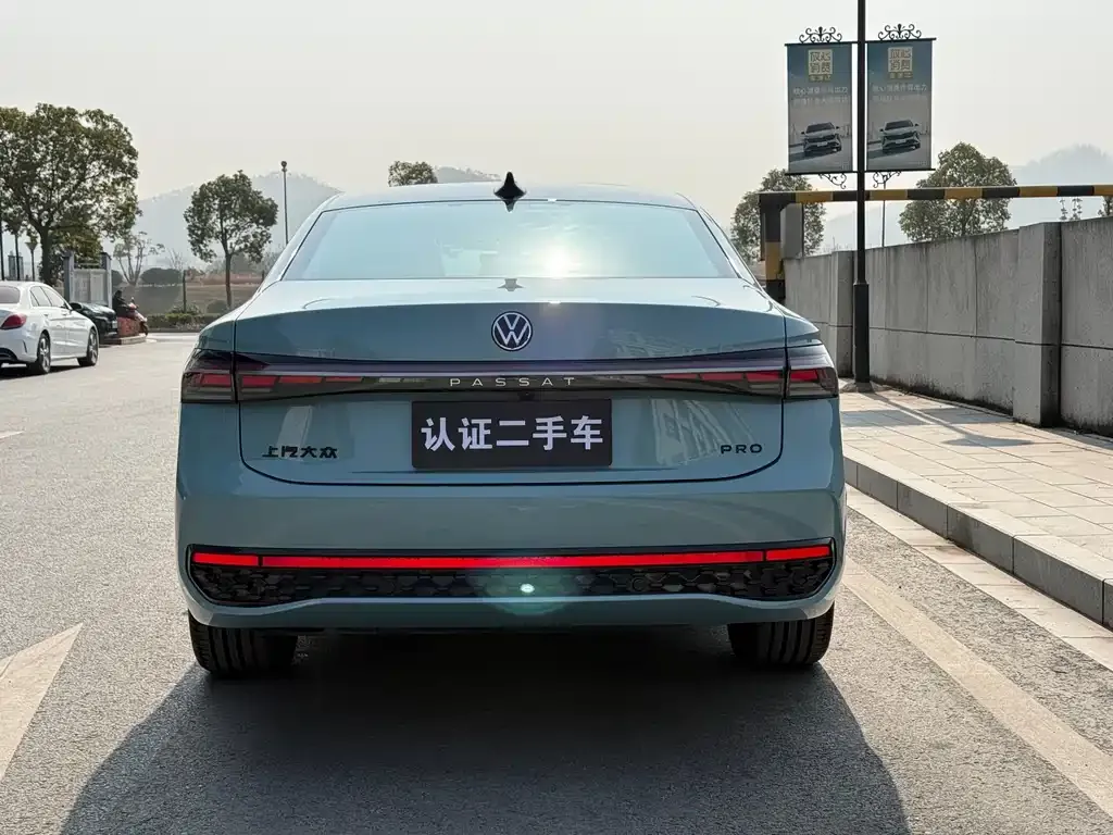 Volkswagen Passat — фото 4