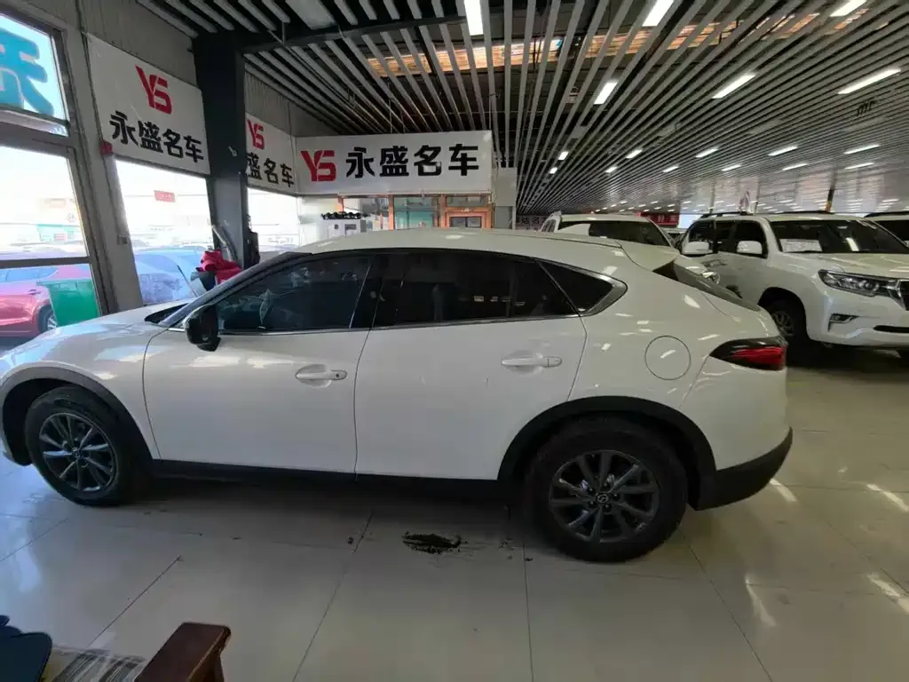 Mazda CX-4 — фото 4