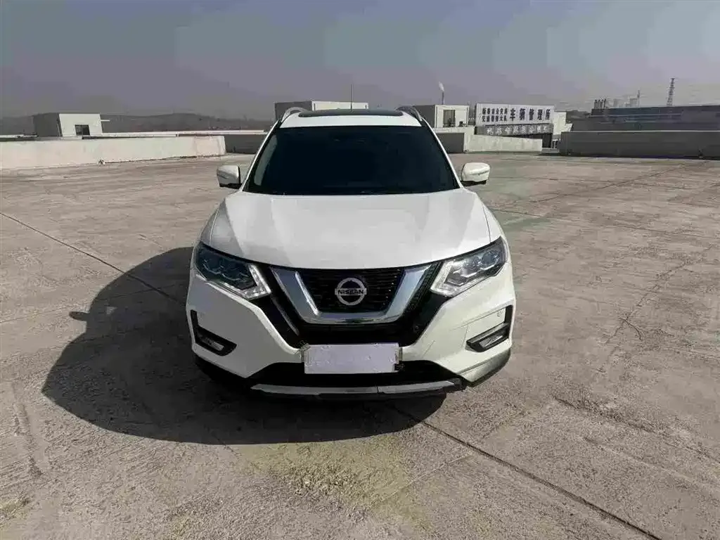 Nissan X-Trail — фото 9