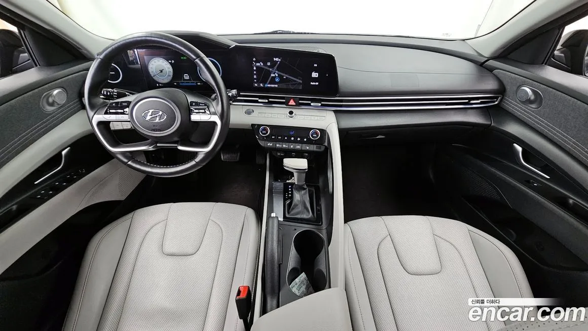 Hyundai AVANTE — фото 3