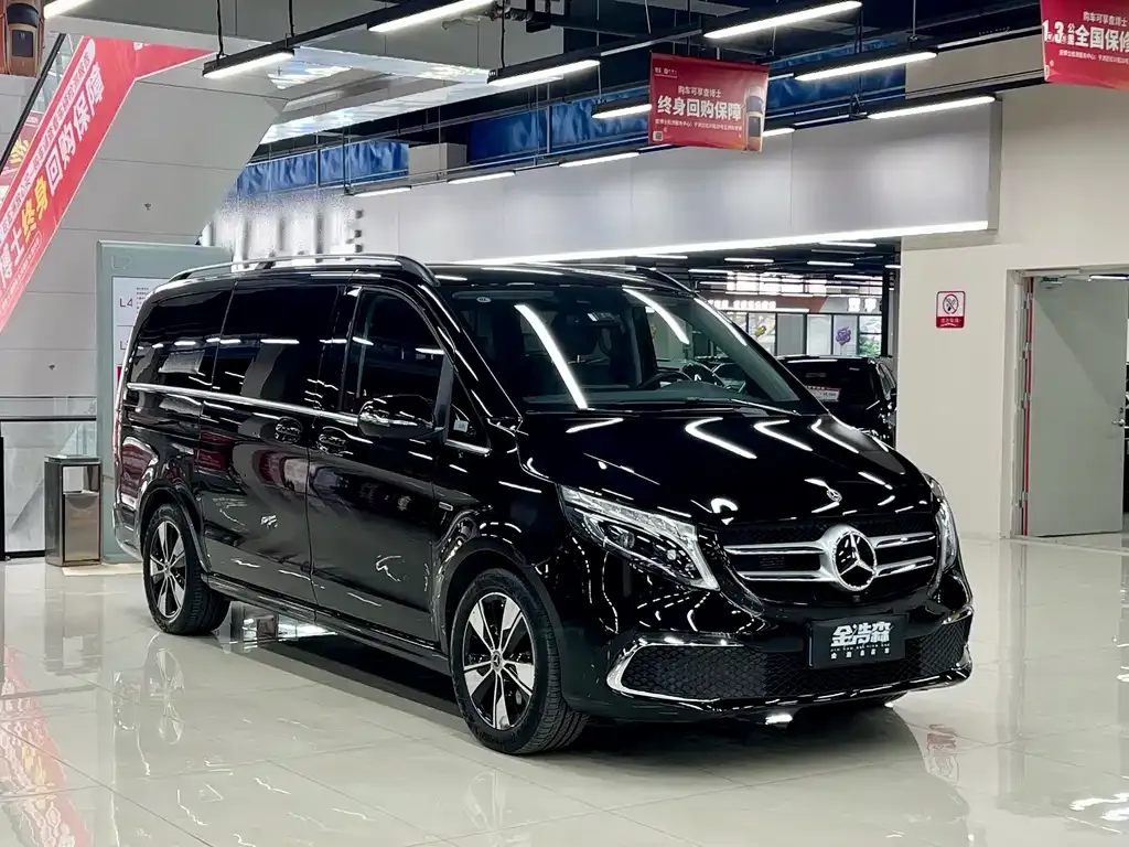 Mercedes-Benz V-Class — фото 6