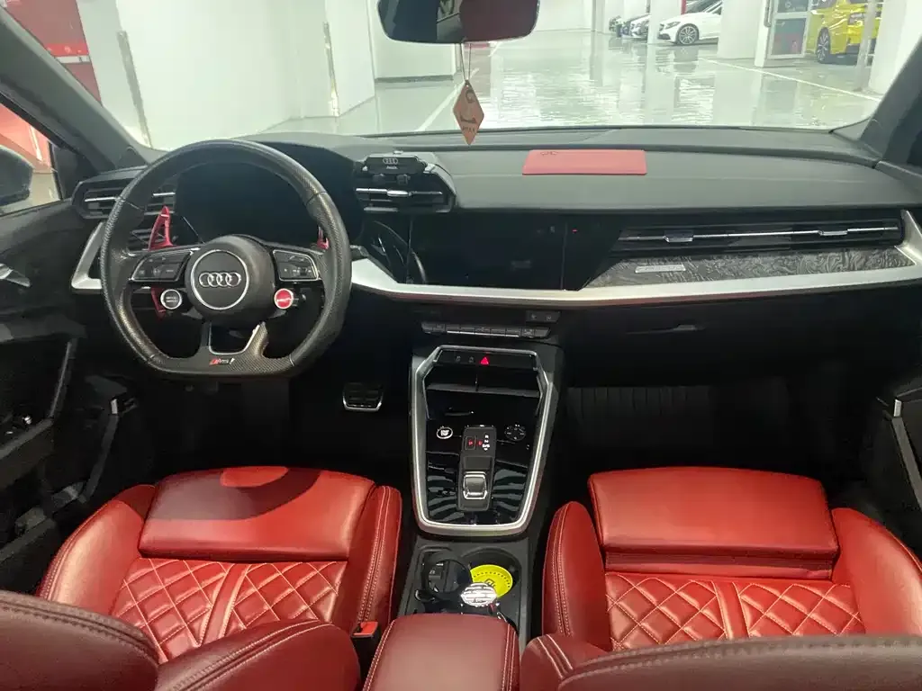 Audi A3 — фото 2