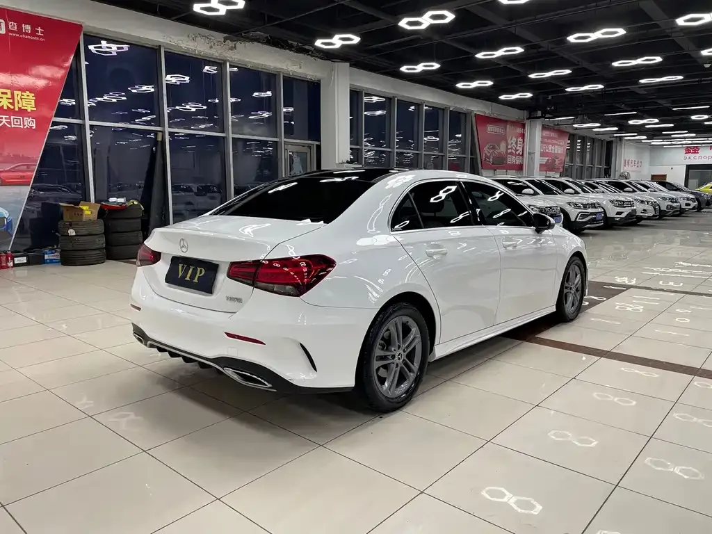 Mercedes-Benz A-Class — фото 7