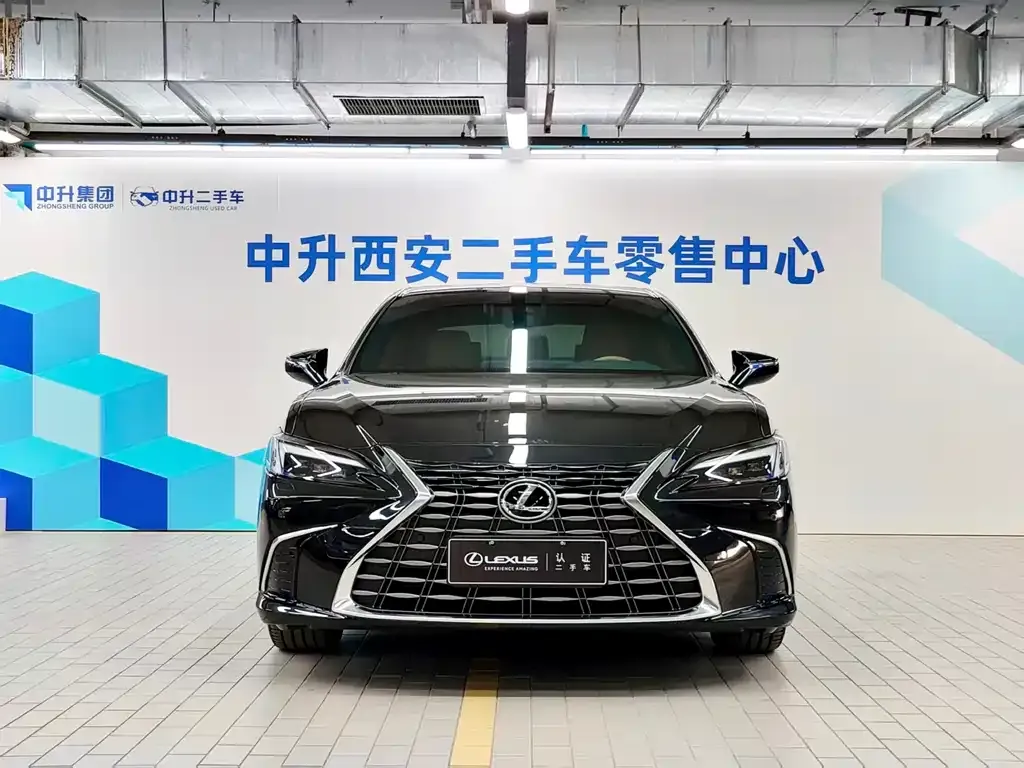 Lexus ES — фото 10