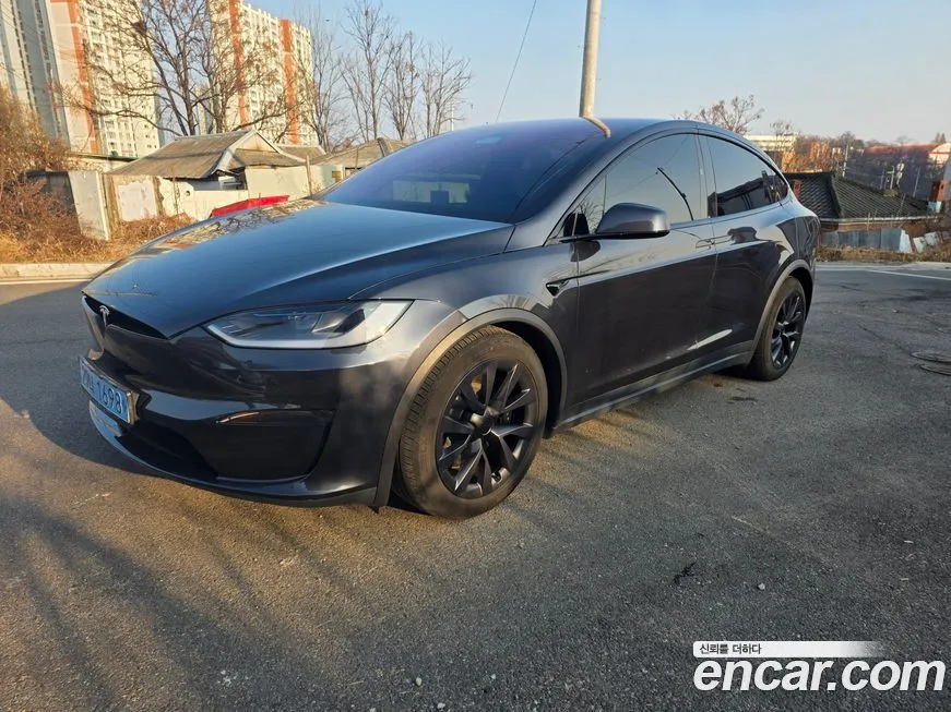 Tesla Model X — фото 4