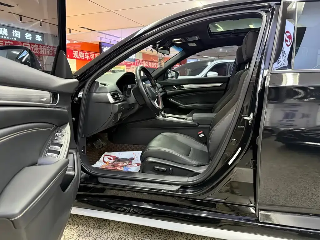 Honda Inspire — фото 10
