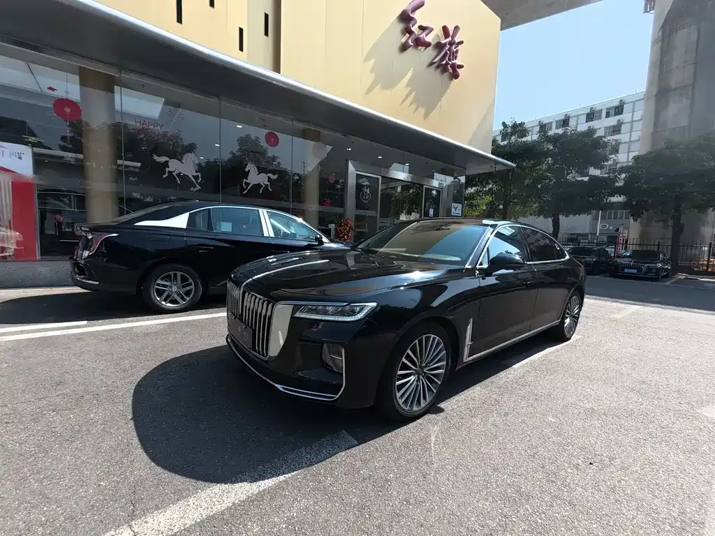 Hongqi H9 — фото 1