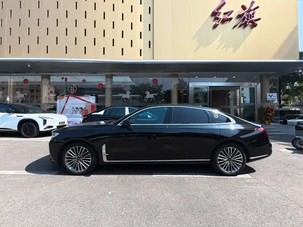 Hongqi H9 — фото 3