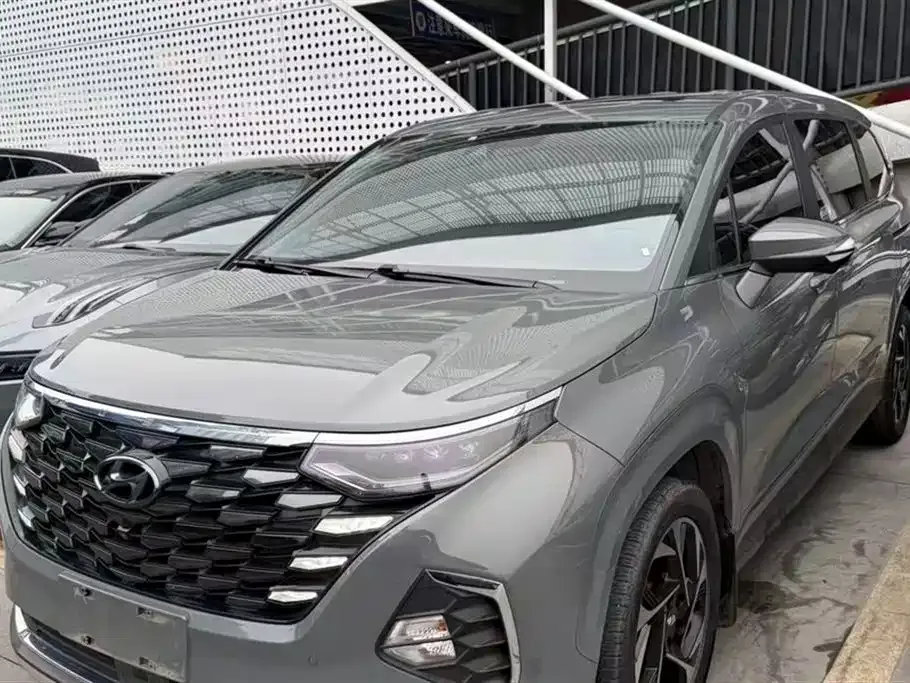 Hyundai Custo — фото 1