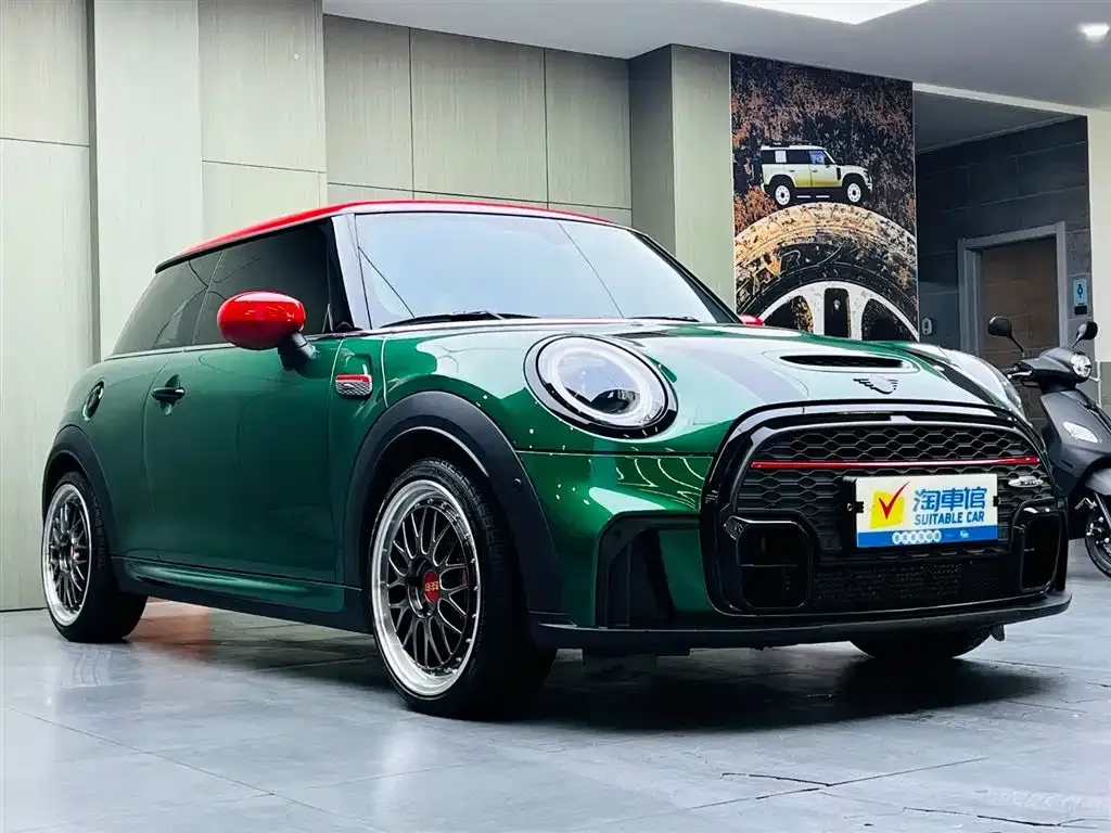 MINI JCW (John Cooper Works) — фото 10