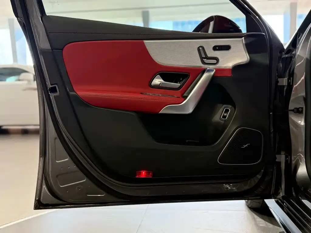 Mercedes-Benz A-Class AMG — фото 5