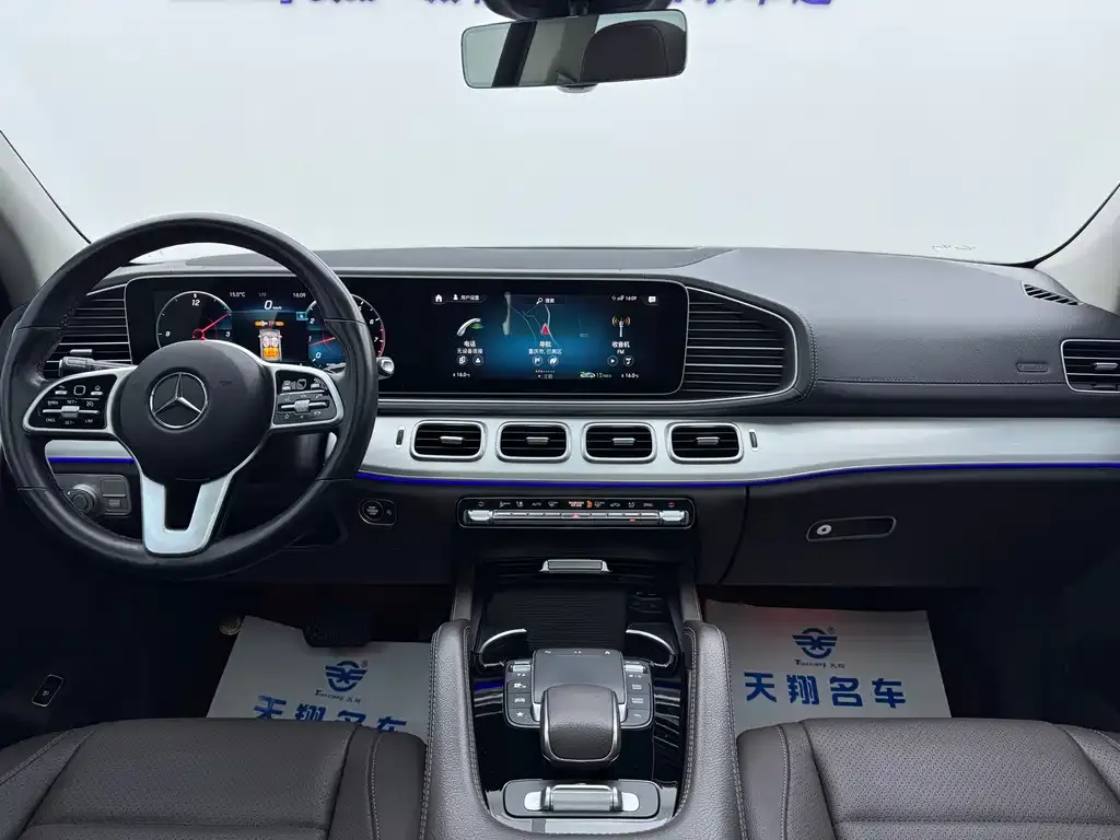 Mercedes-Benz GLE — фото 8
