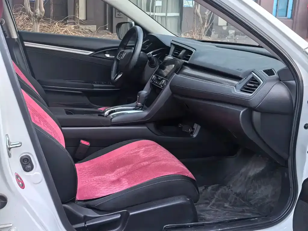 Honda Civic — фото 7