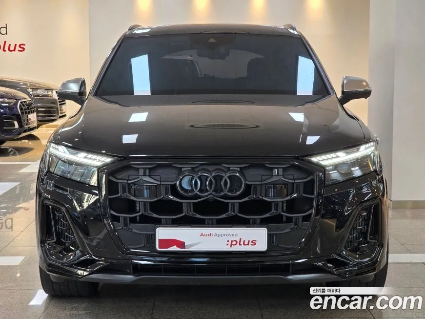 Audi SQ7 — фото 4