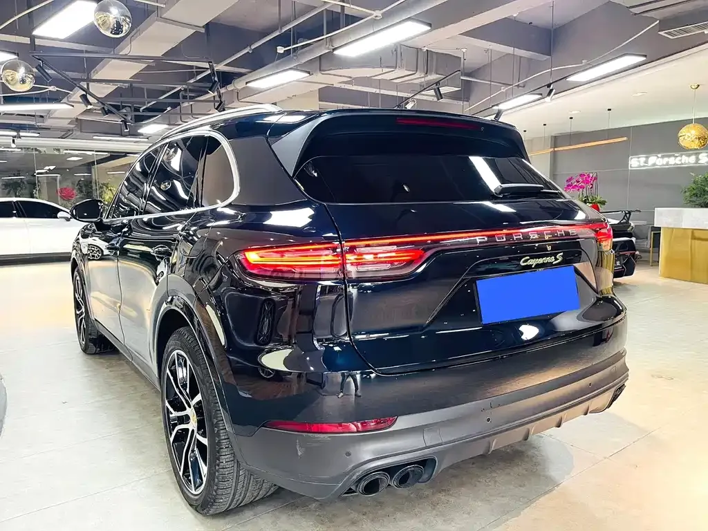 Porsche Cayenne Hybrid — фото 2
