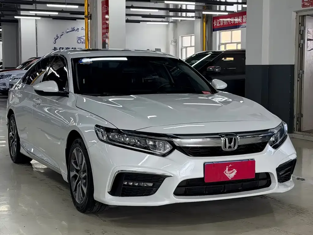 Honda Inspire — фото 4