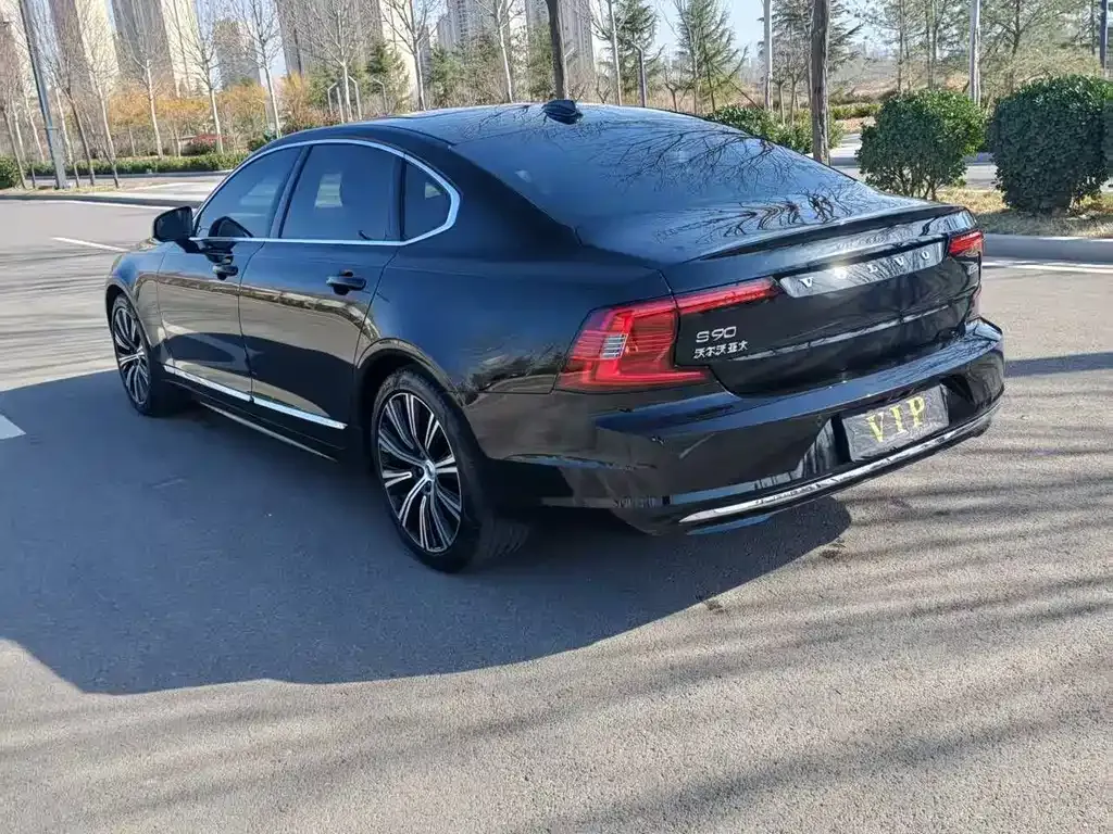 Volvo S90 — фото 5