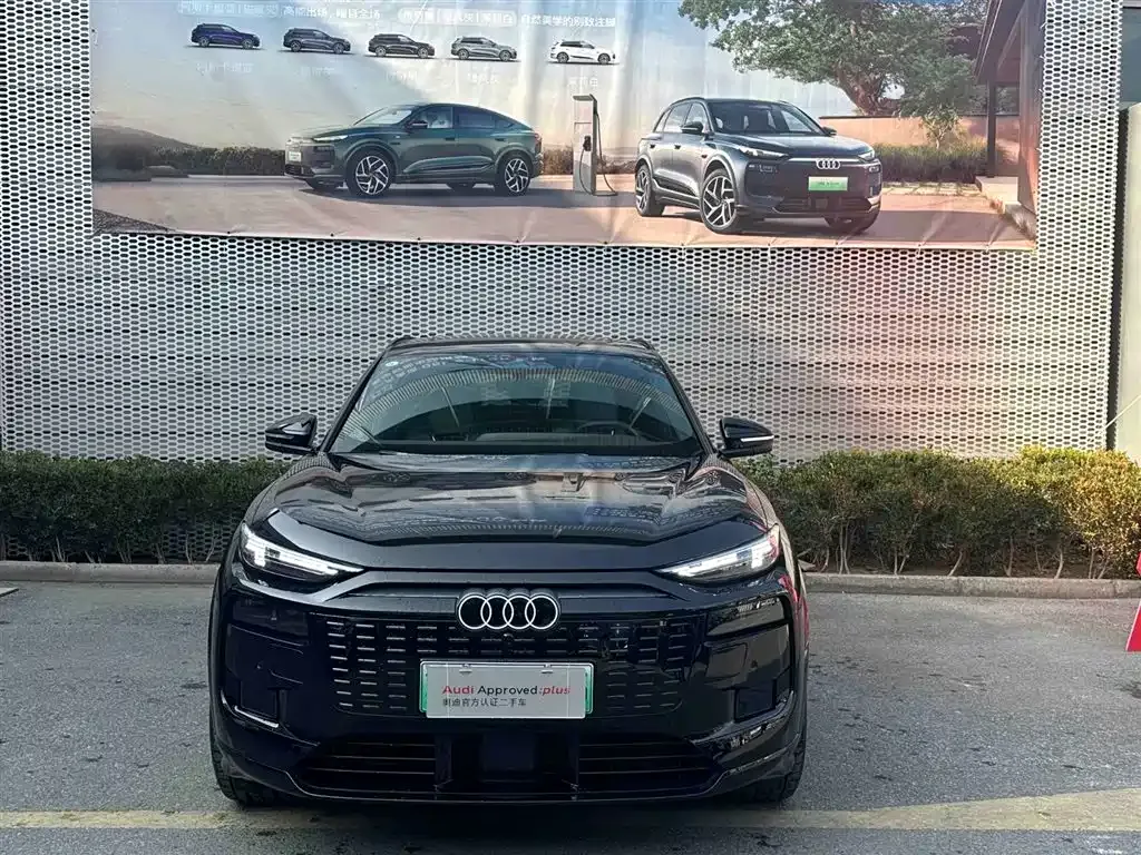 Audi Q6L e-tron — фото 8