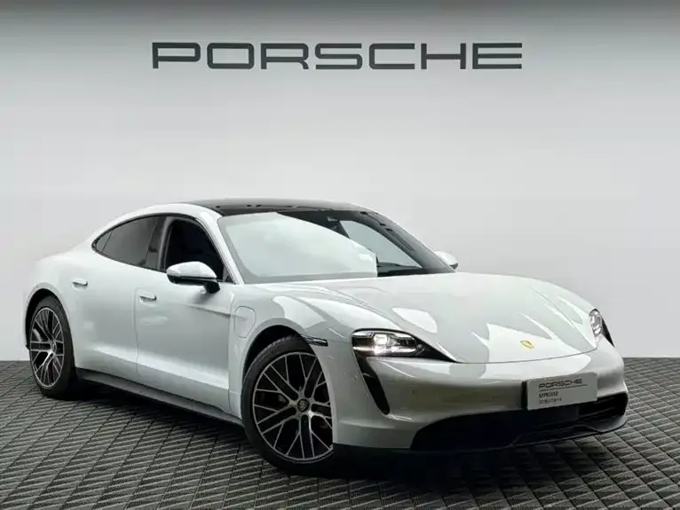 Porsche Taycan — фото 4