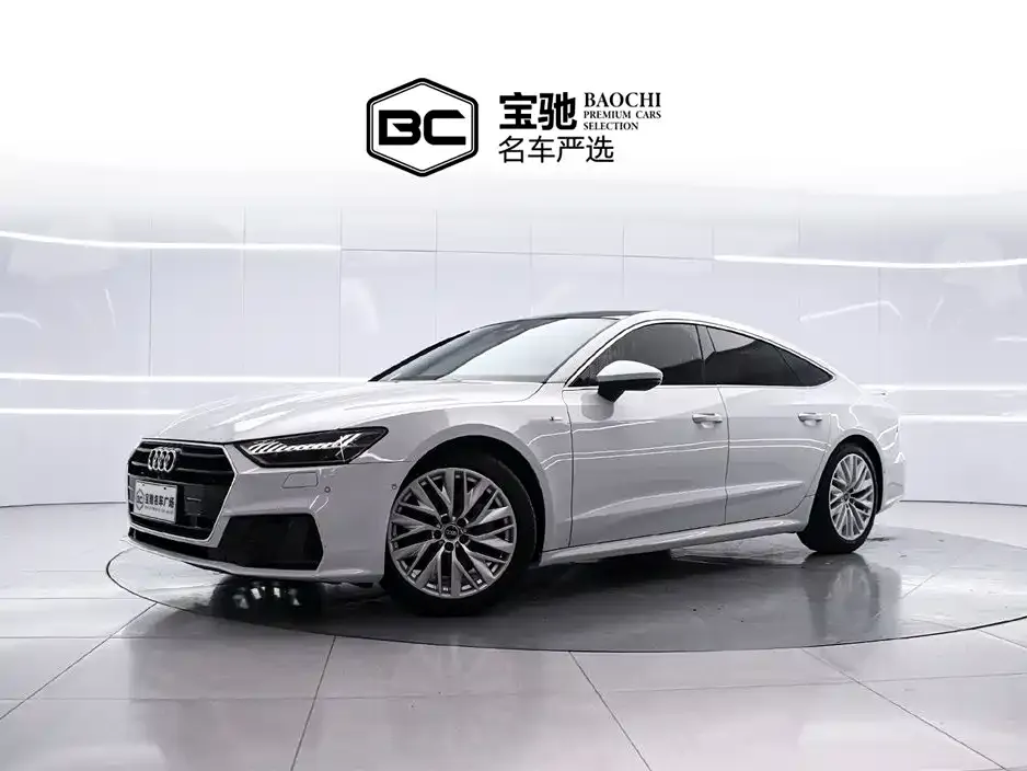Audi A7 — фото 1