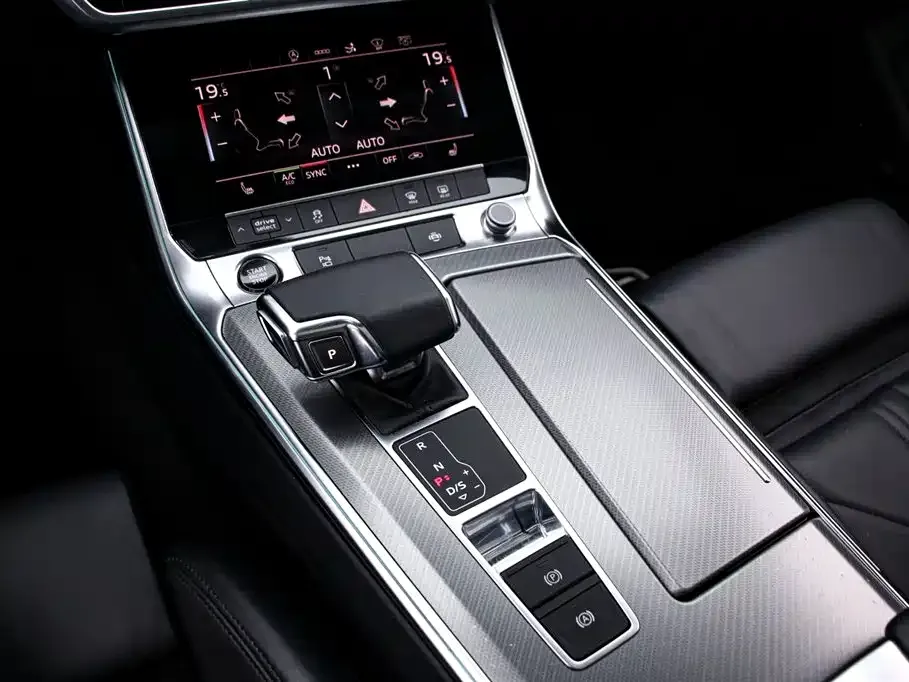 Audi A7 — фото 10