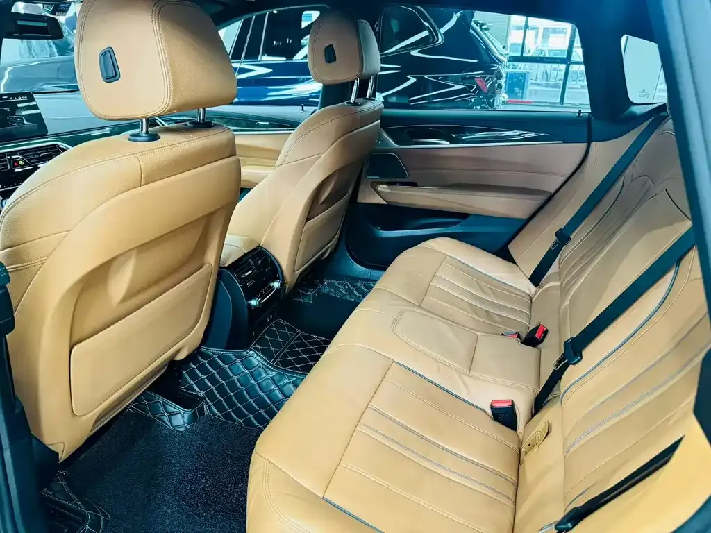 BMW 6 Series GT — фото 2