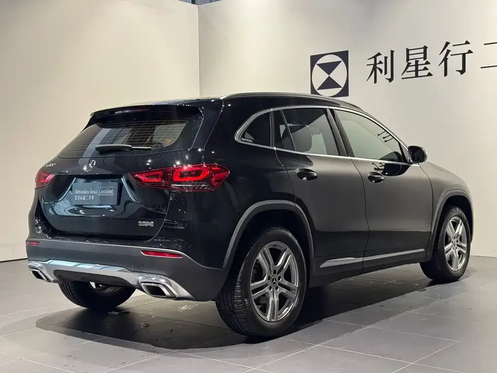 Mercedes-Benz GLA — фото 8
