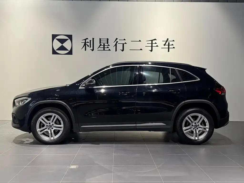 Mercedes-Benz GLA — фото 4