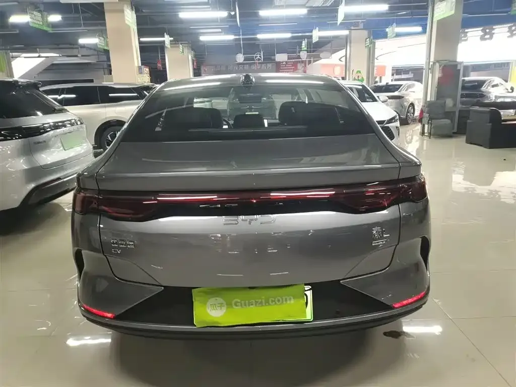 BYD Qin L — фото 8