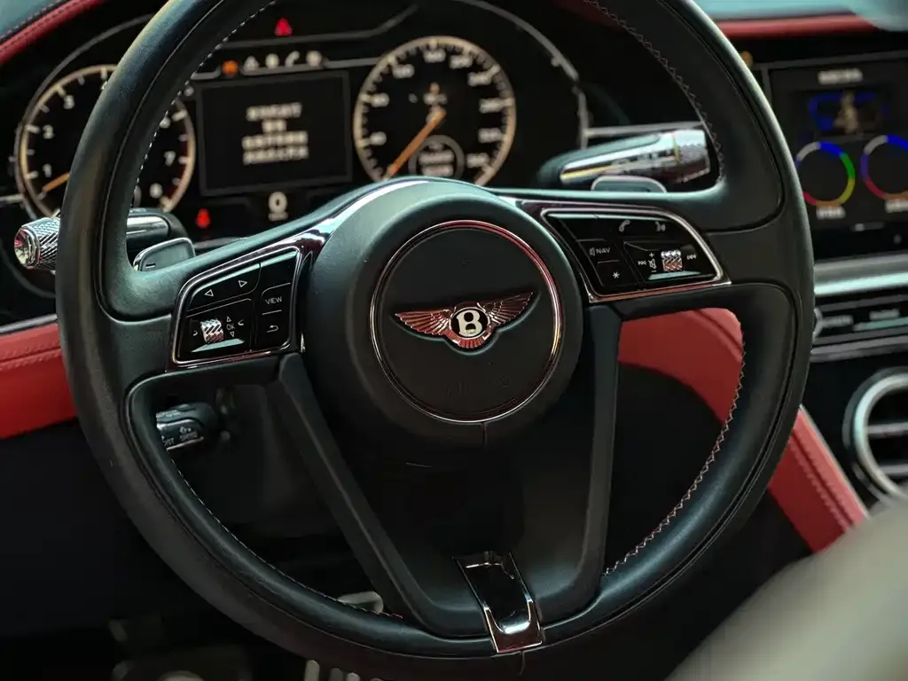 Bentley Continental — фото 8