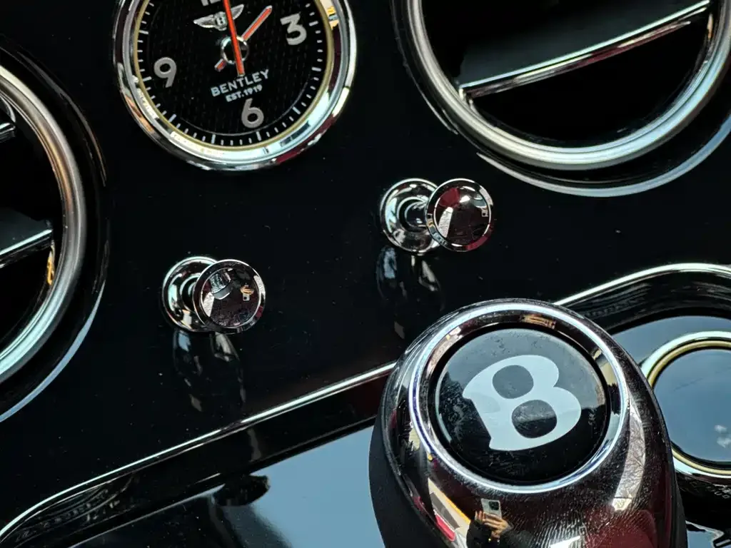 Bentley Continental — фото 5