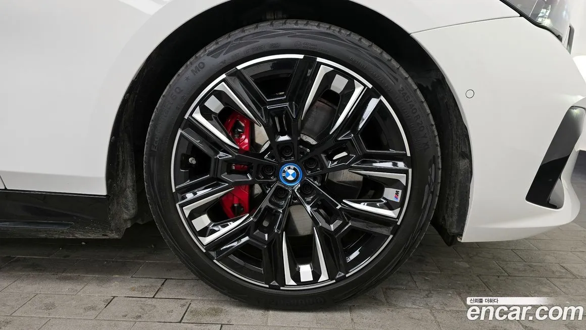 BMW i5 — фото 6