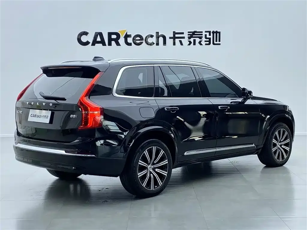 Volvo XC90 — фото 6