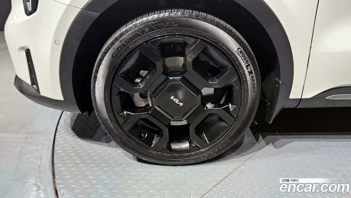 Kia Sorento — фото 10