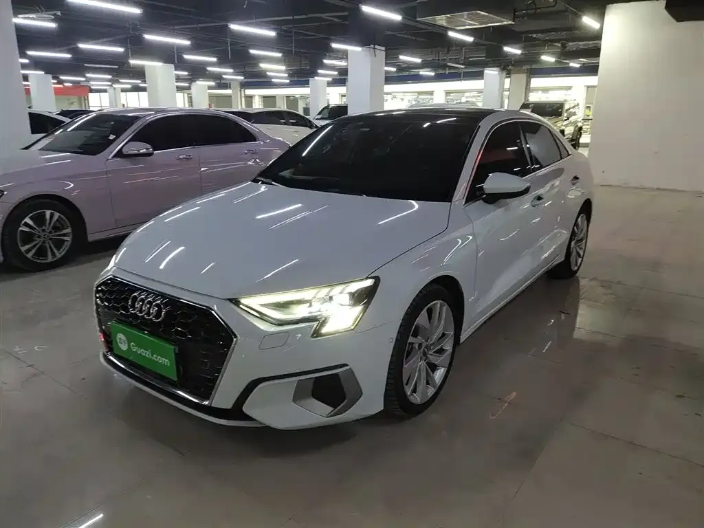 Audi A3 — фото 1