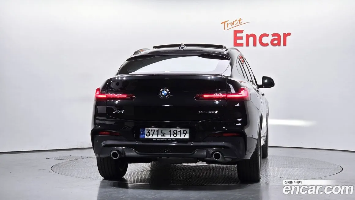 BMW X4 — фото 10