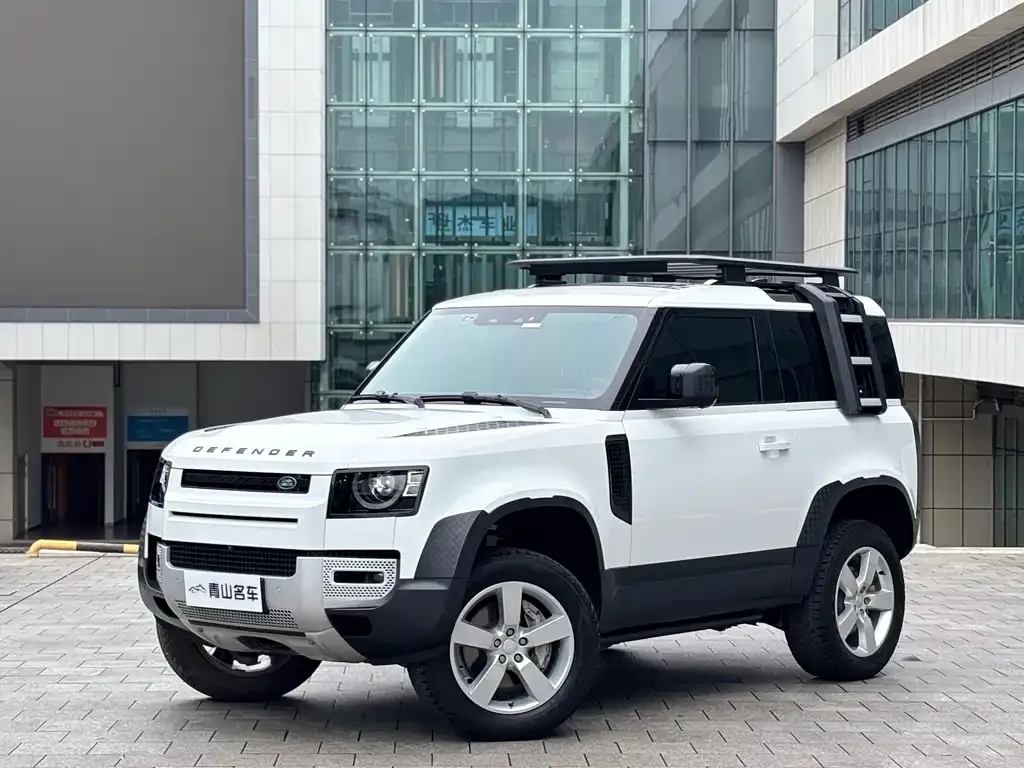 Land Rover Defender — фото 1