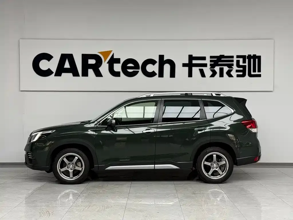 Subaru Forester — фото 5