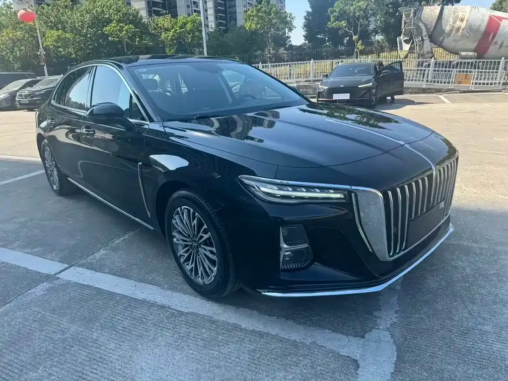 Hongqi H5 — фото 6