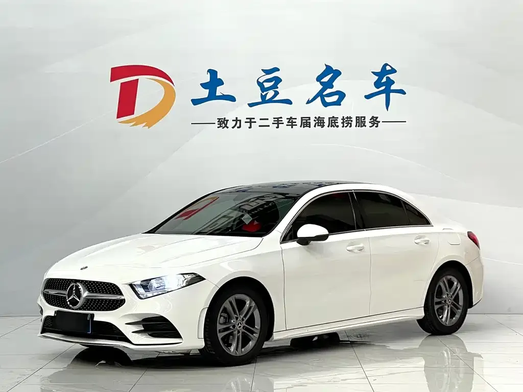 Mercedes-Benz A-Class — фото 1