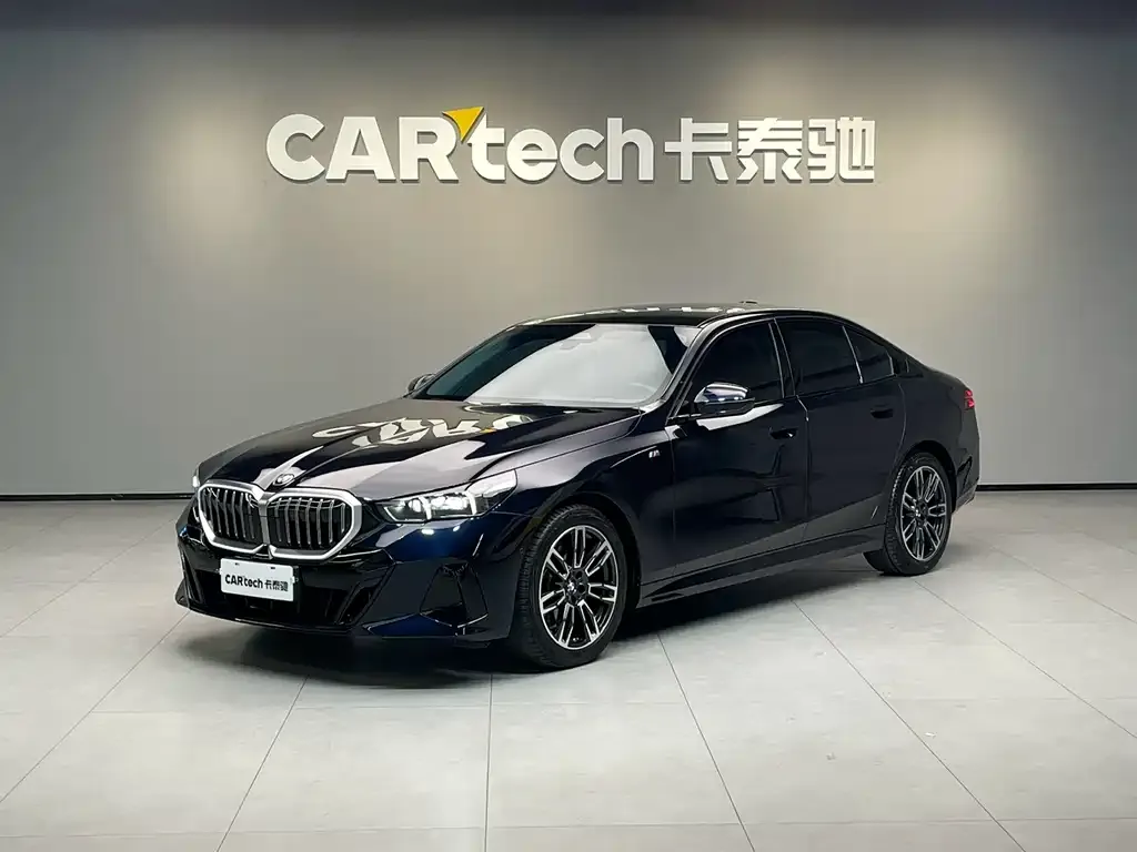 BMW 5 Series (Import) — фото 1